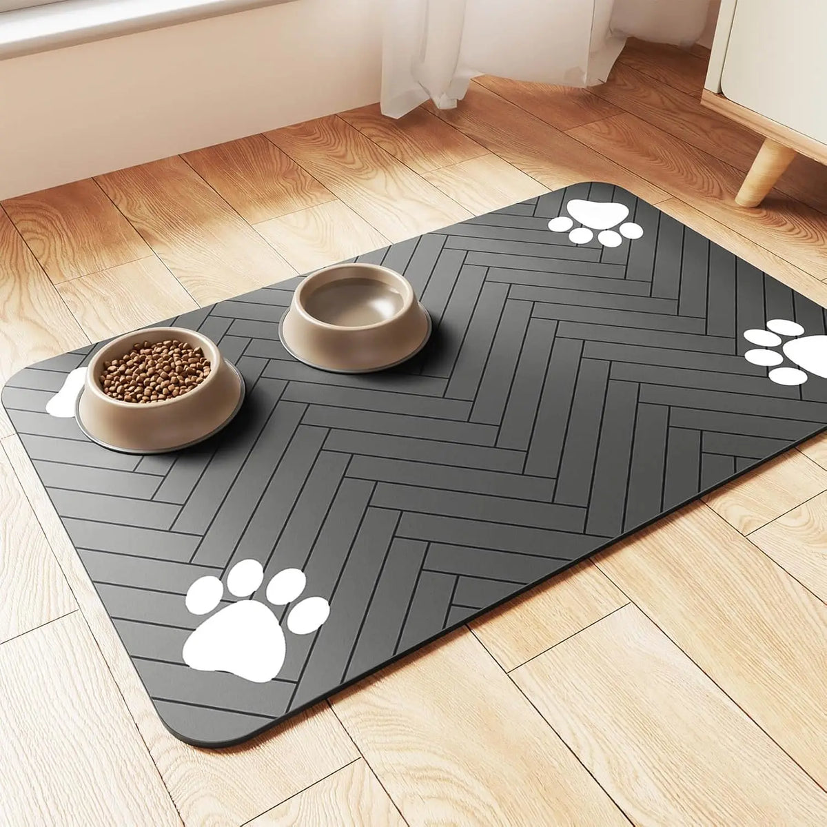 Absorbent Pet Feeding Mat – Waterproof & Non-Slip